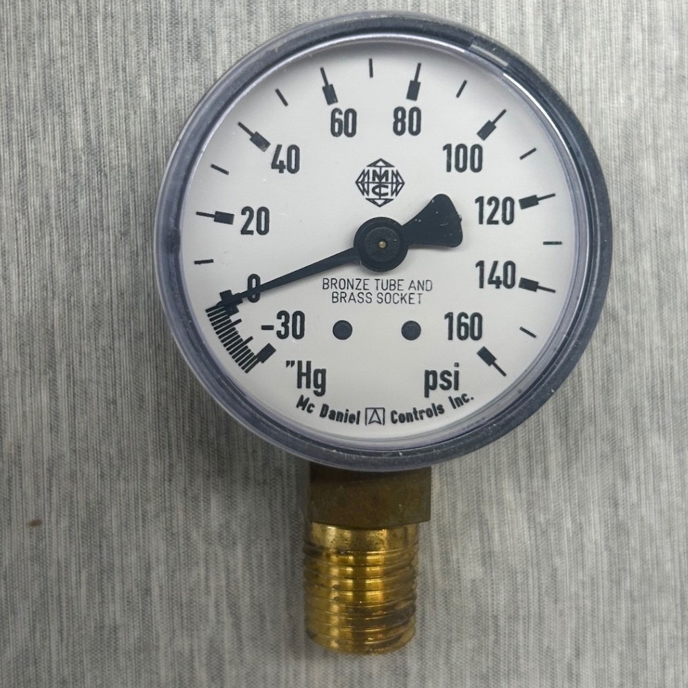 McDaniel Controls T8Y Pressure Vacuum Gauge -30Hg 160 psi 1/4 NPT Bottom Mount